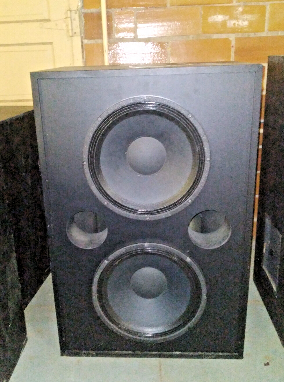 JBL Professional 4648A-8, Theater Speaker, Low Frequency System, 8 ohms, 1200 W
