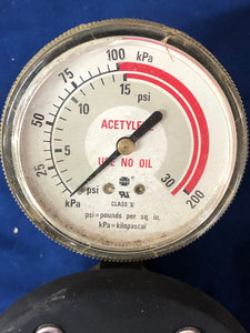 Used VICTOR Edge Series Regulators EST4-125-024R Oxygen & EST4-15-025R Acetylene