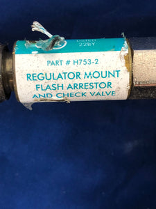 Used VICTOR Edge Series Regulators EST4-125-024R Oxygen & EST4-15-025R Acetylene