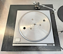 Load image into Gallery viewer, Technics SP-10 MK2 Direct Drive Turntable