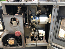 Load image into Gallery viewer, Vintage DEVRY Electric Changeover - Model D - Parts! - Unknown working condition