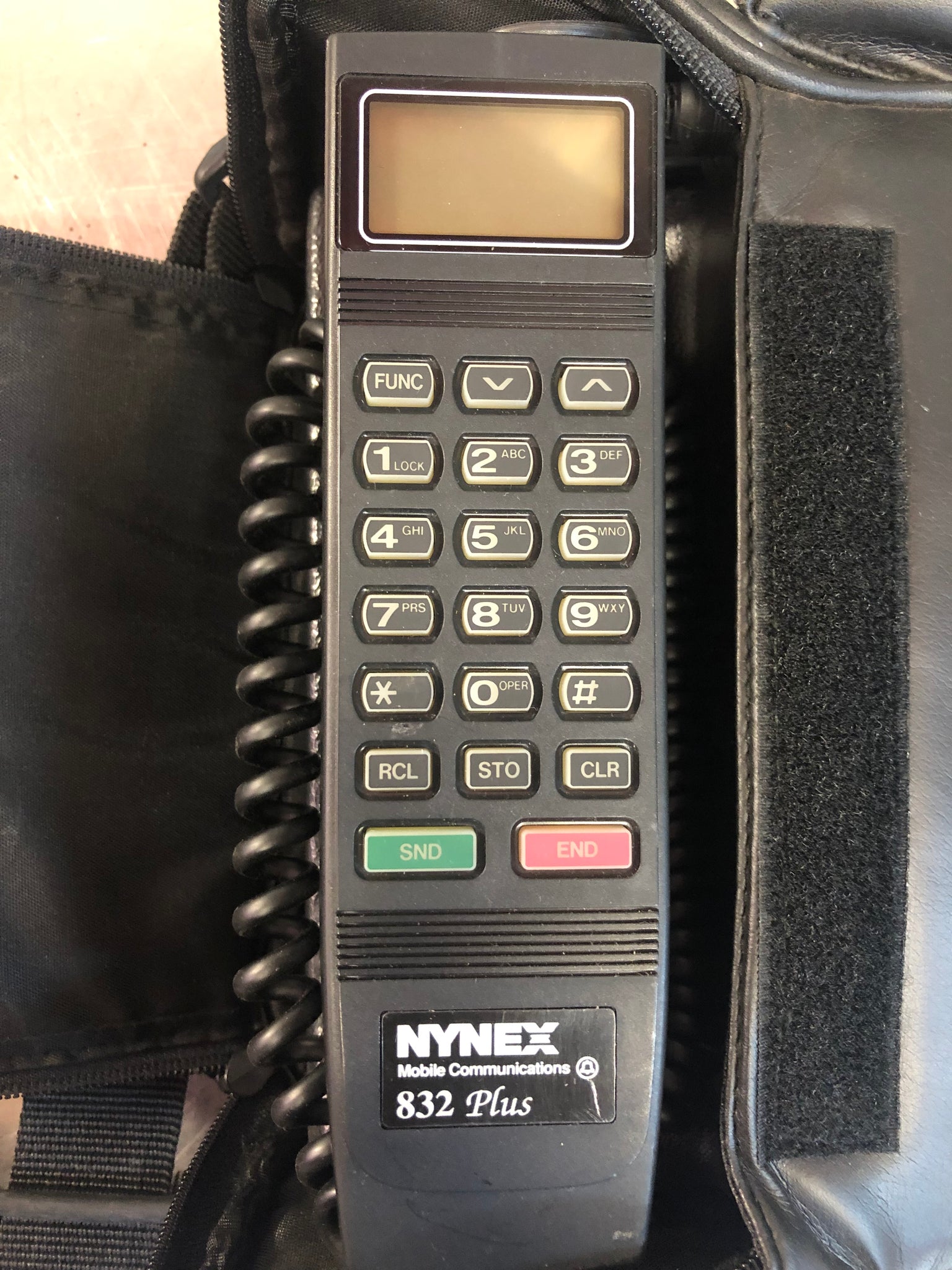 Vintage Motorola Nynex Mobil Communication Cell Phone Bag Car Phone ~ as is  ~